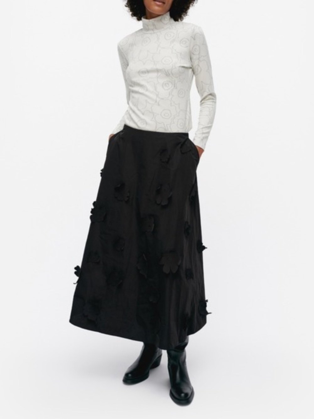 Marimekko Kumarrus Unikko Black Floral Appliqué Midi Skirt